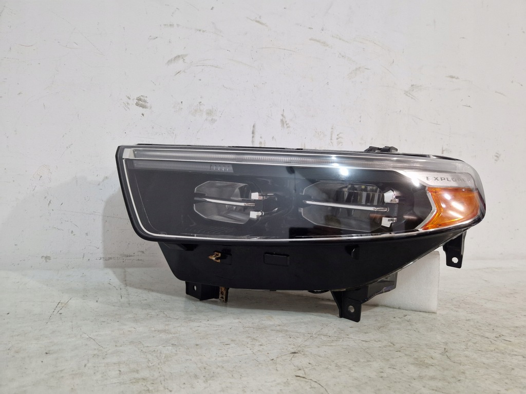 фото №10, Ford explorer 6 20- лампа передняя правая lb5b-13w029-bg левая lb5b-13w030-bg