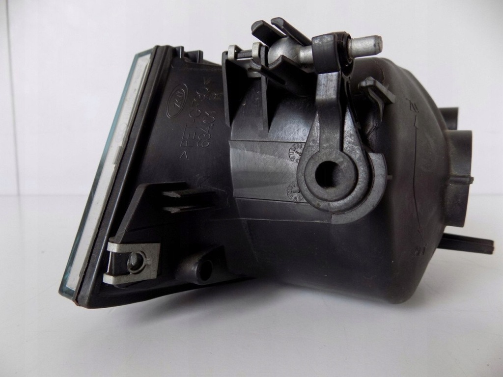 фото №5, Bmw 3 e92 - противотуманная фара правый - 5152