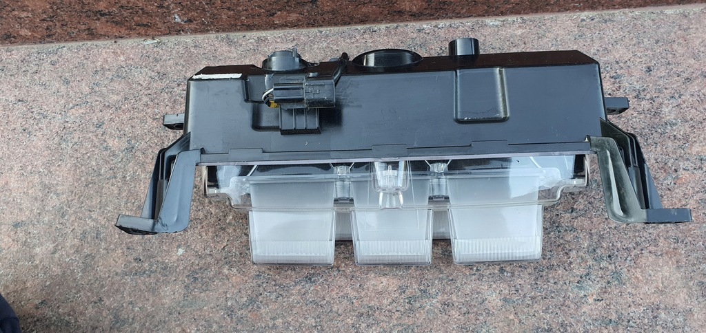 фото №13, Kia ev6 gt line накладка спойлер молдинг na бампер задний задняя лампа заднего вида