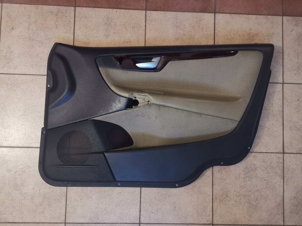 фото №1, Volvo v70 xc70 s60 обивка правая дверь 2000-