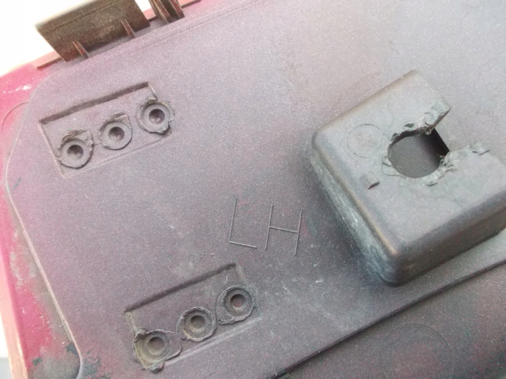 фото №12, Молдинг крила лівий задня ford puma mk2 st-line lucid red