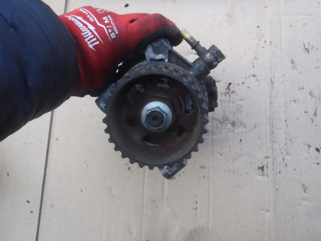 Насос впрыскная renault 1.5 dci a2c20000754 Цена