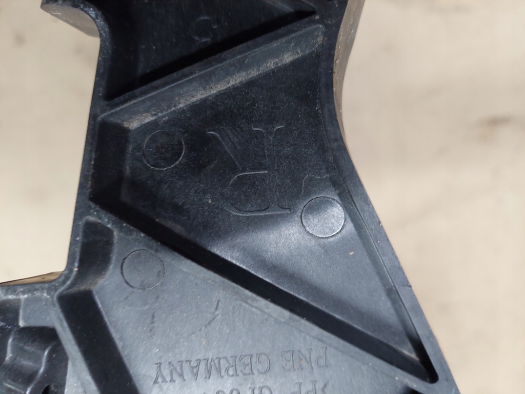 фото №7, Направляющая кронштейн бампера заднего правый левый audi q5 s-line 8r0 8r0807453