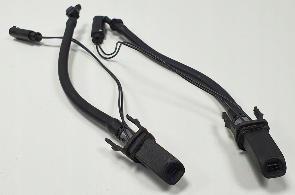 фото №2, Насадка распылителя капот discovery sport l550