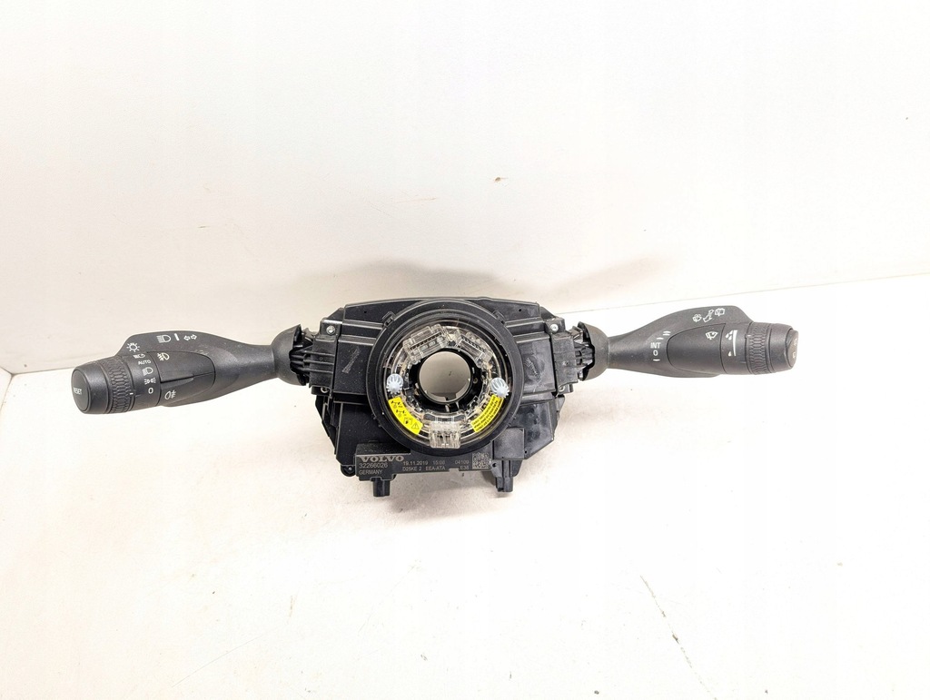 фото №1, Volvo v60 2020 панелі керування, перемикачі