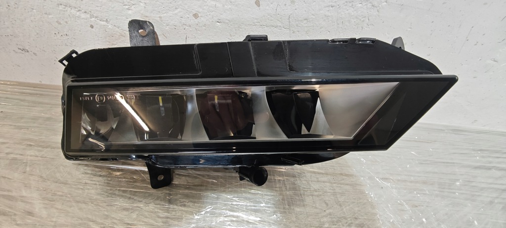 фото №1, Протитуманна фара led drl правий перед skoda scala 657