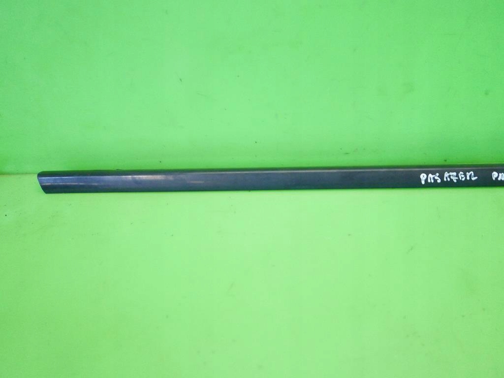 фото №2, Молдинг уплотнитель правая перед renault scenic ii