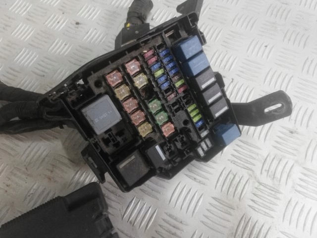 фото №2, Ford b-max коробка запобіжників