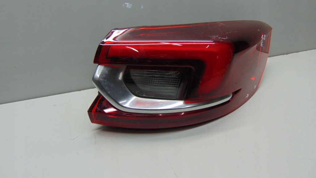 Opel insignia b 17- универсал фара задняя правый  led на запчасти Цена