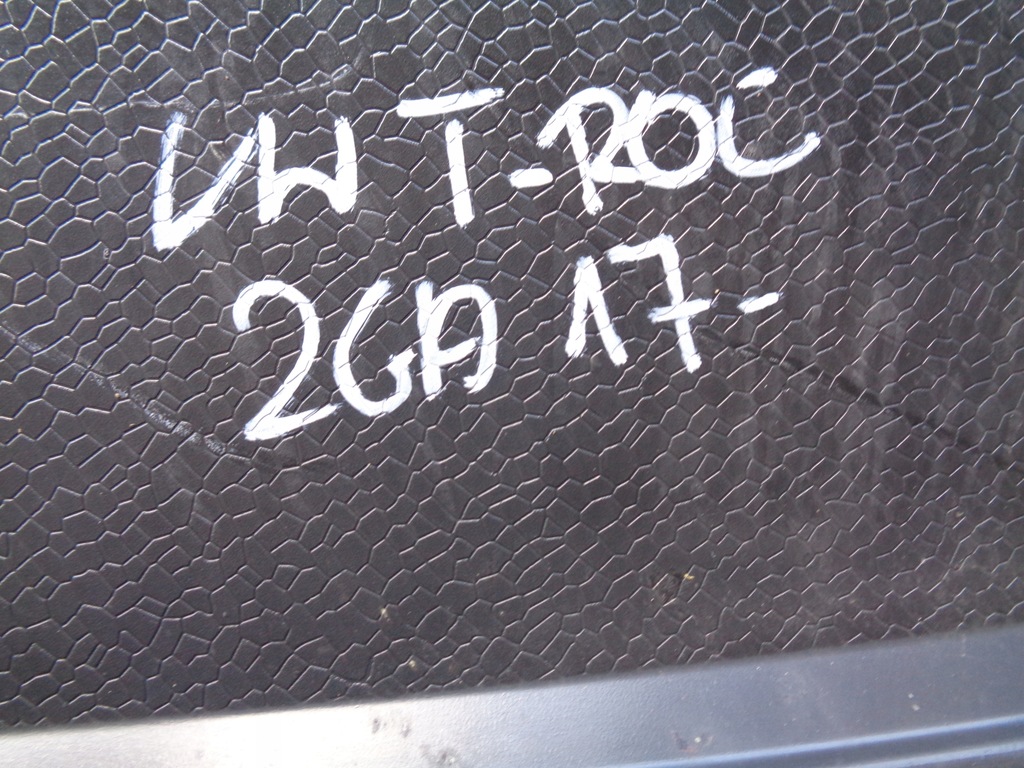 фото №8, Решітка радіатора решітка радіатора vw t-roc 2ga 17- r-line