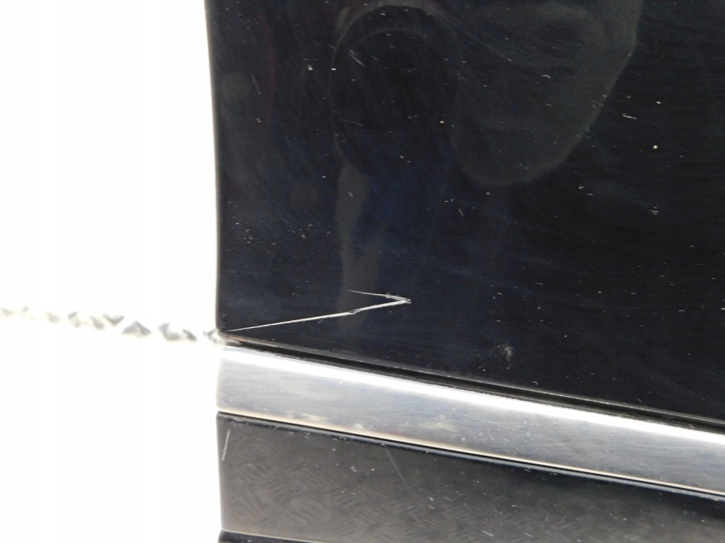 Двері праве перед - mercedes ml w164 c197 Недорого