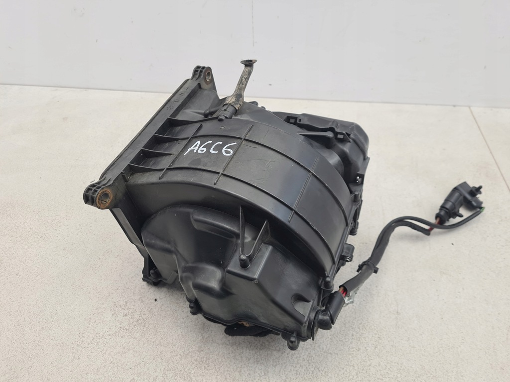 фото №11, Audi a6 c6 обігрівач 4f1820351ad