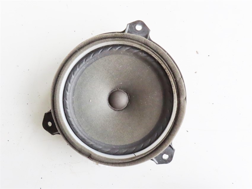 фото №1, Динамік задній двері toyota avensis t27 2009-2015r