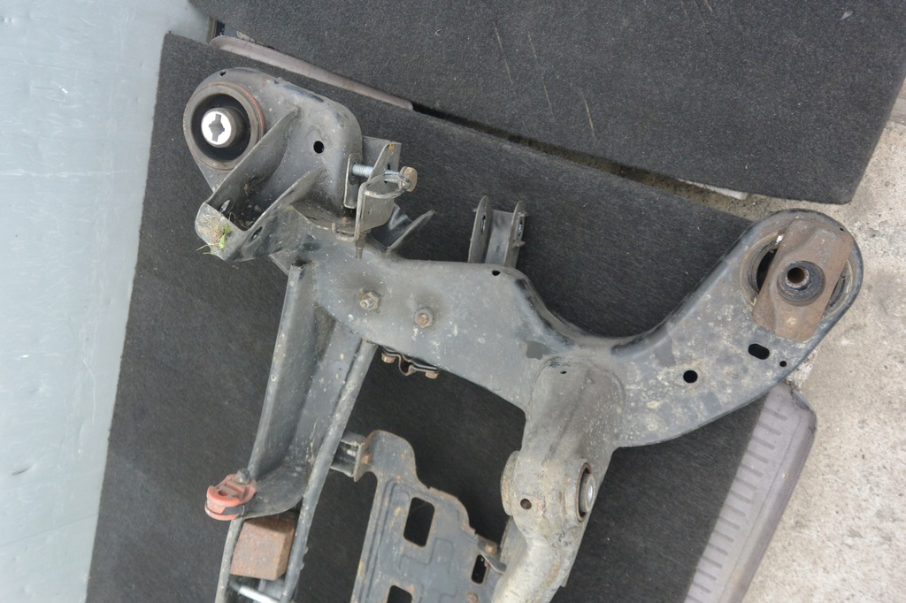 фото №12, Балка подрамник подвеска задняя maserati quattroporte vi ghibli iii 2wd sq4