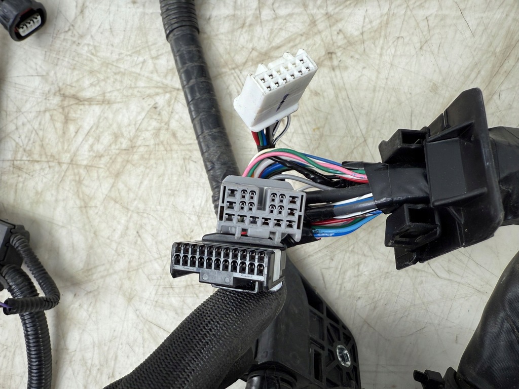 фото №10, Toyota c-hr i 2021 жгут трубопровод двигателя