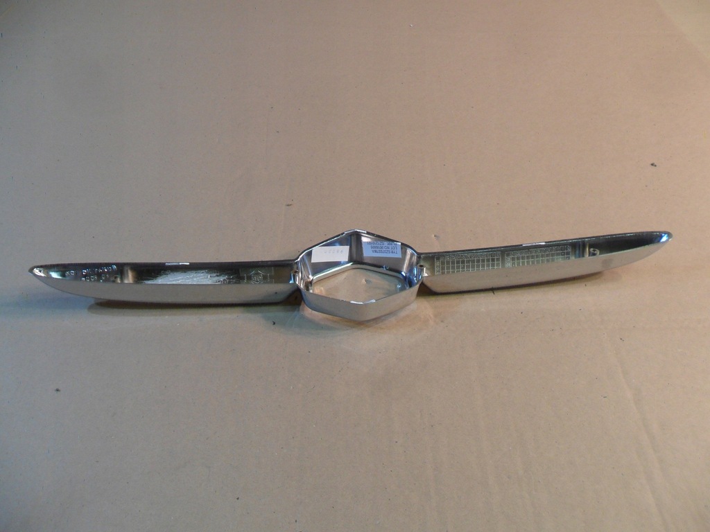 фото №8, Молдинг решётка решетка перед suzuki grand vitara 97-