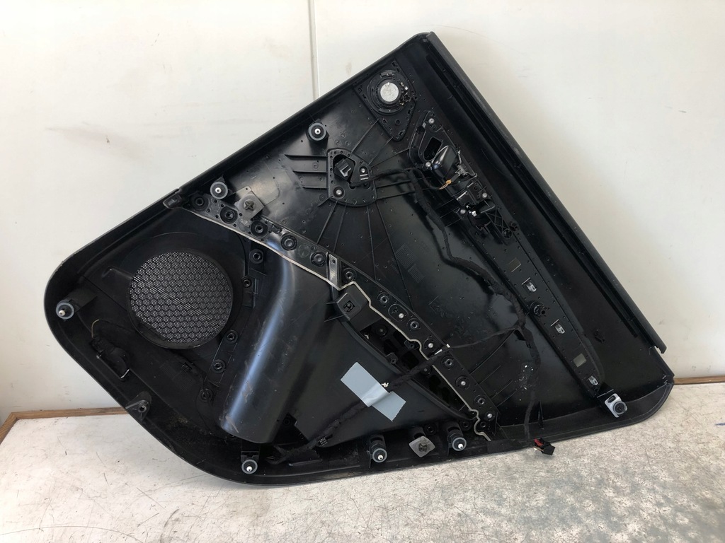 фото №5, Обшивка дверь левый задняя audi q5 8r