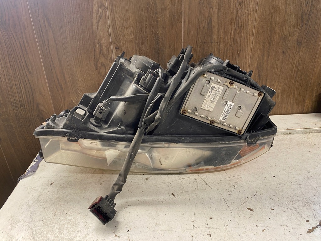 фото №12, Volvo xc90 лампа правый перед