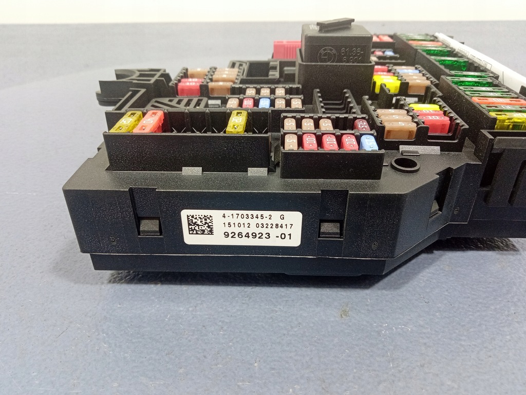 фото №5, Bmw 5 f11 f10 f07 коробка запобіжників задня 9264923