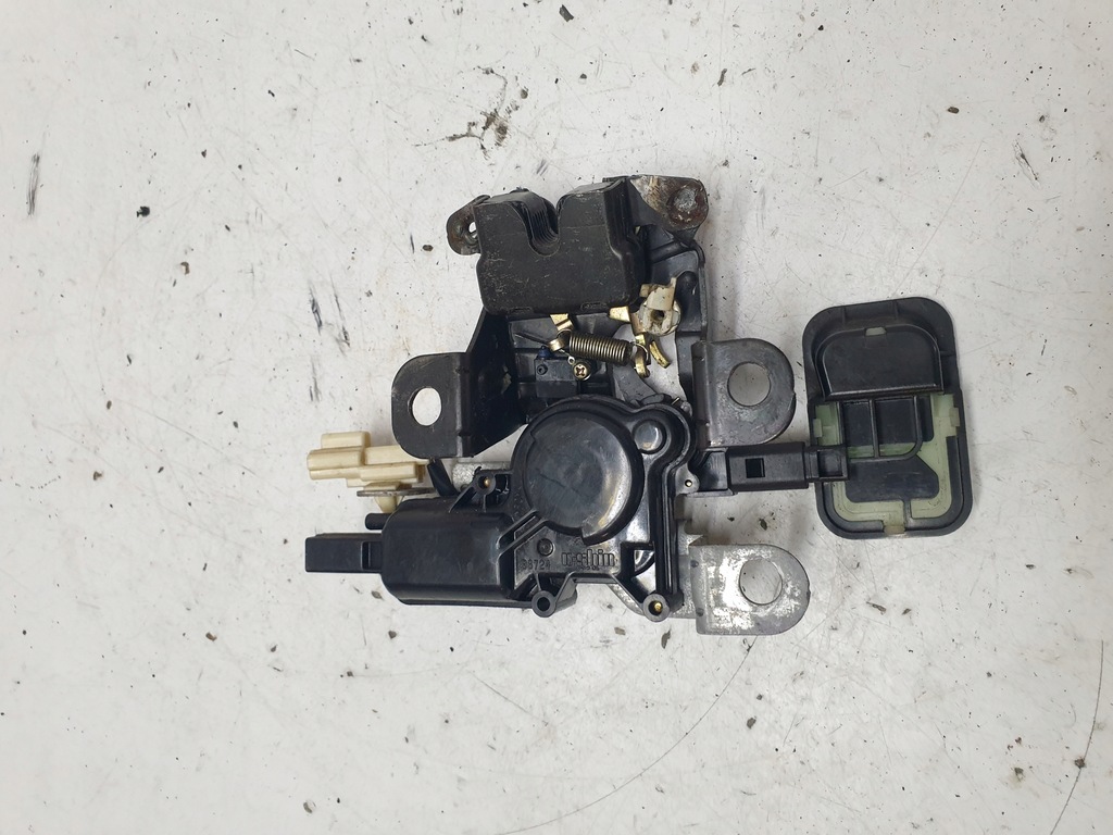 фото №4, Замок задній кришки mazda rx-8 b6724