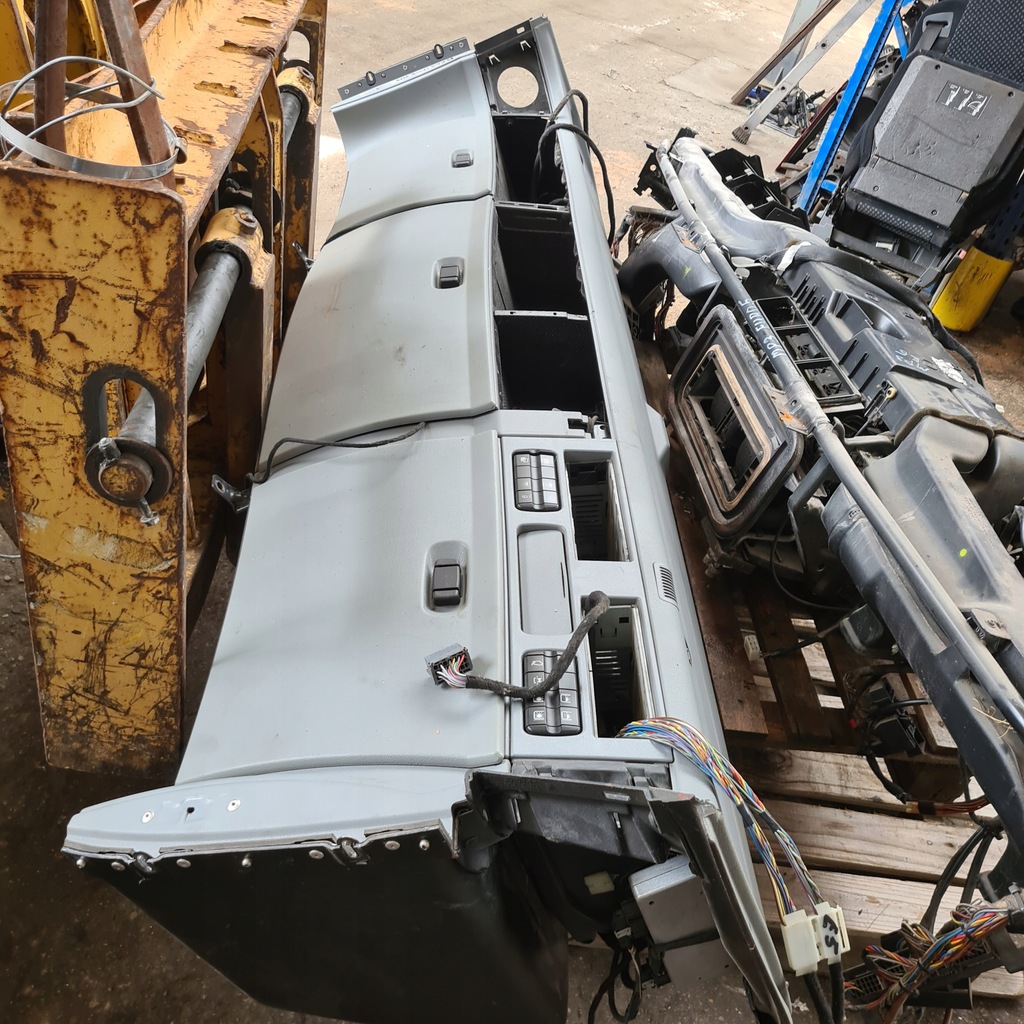 фото №7, Консоль верхній бардачки бардачок полиця actros mp 2 mp 3