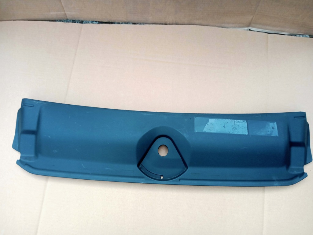 фото №1, Audi a4 b9 защита поперечина передний 2015r-