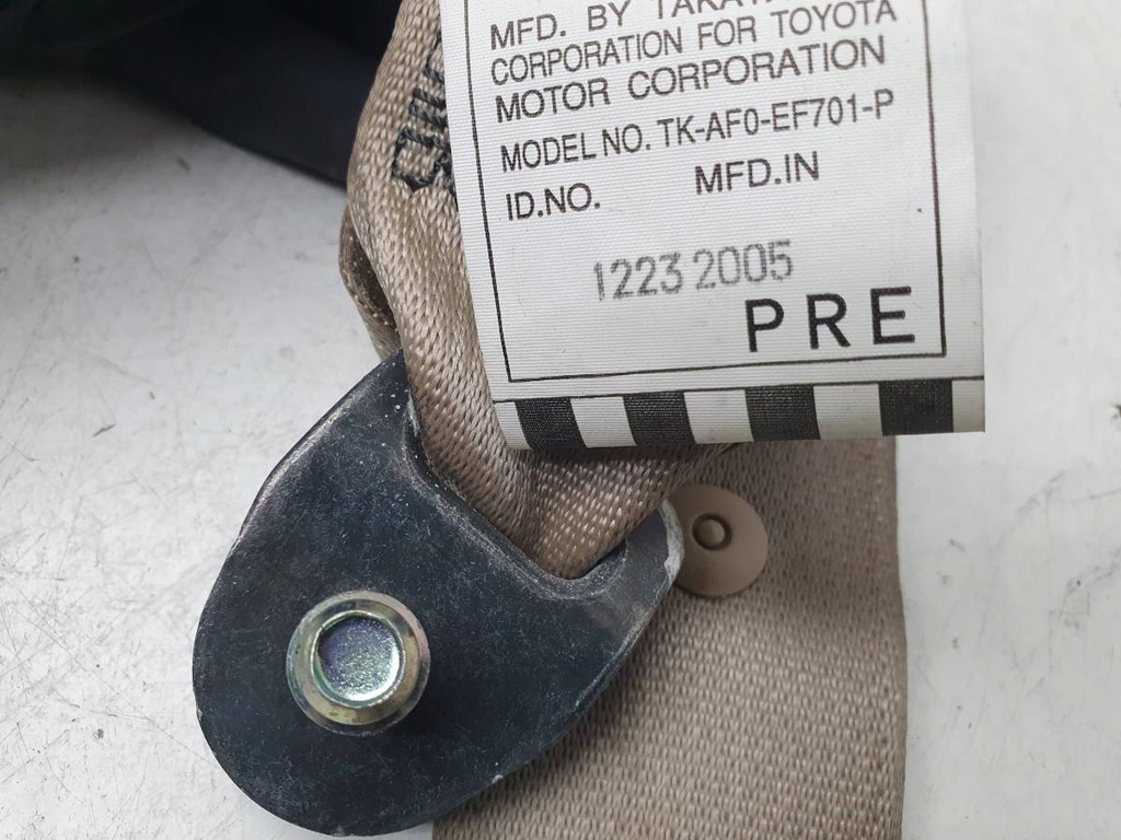 фото №4, Pas безопасности задняя правый beż lexus is 220 ii