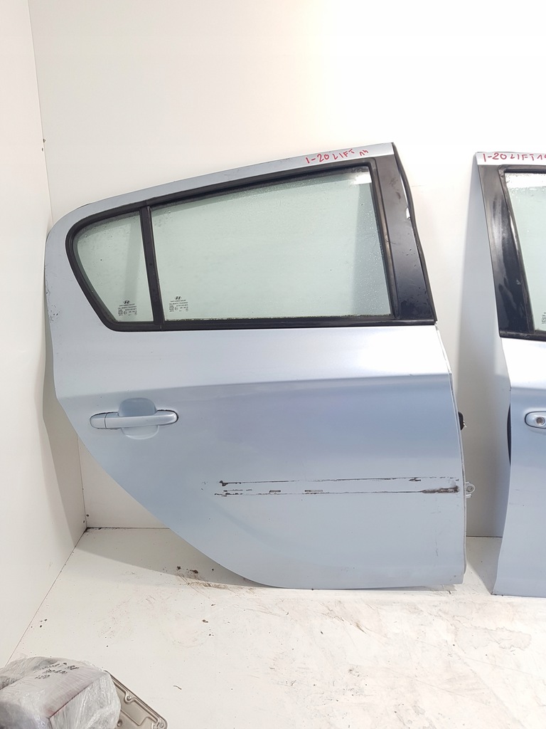 фото №1, Hyundai i20 i lift 2012-2015 дверь правое задняя задние