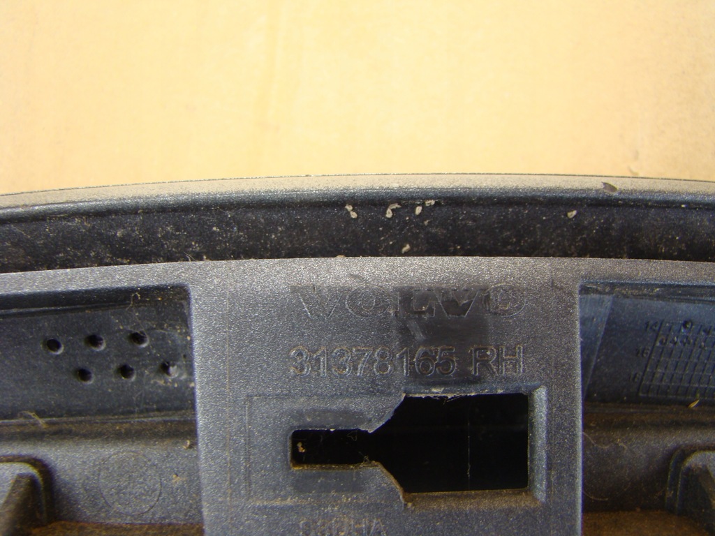 фото №4, Volvo xc90 ii 15r .накладка правая задняя . e54