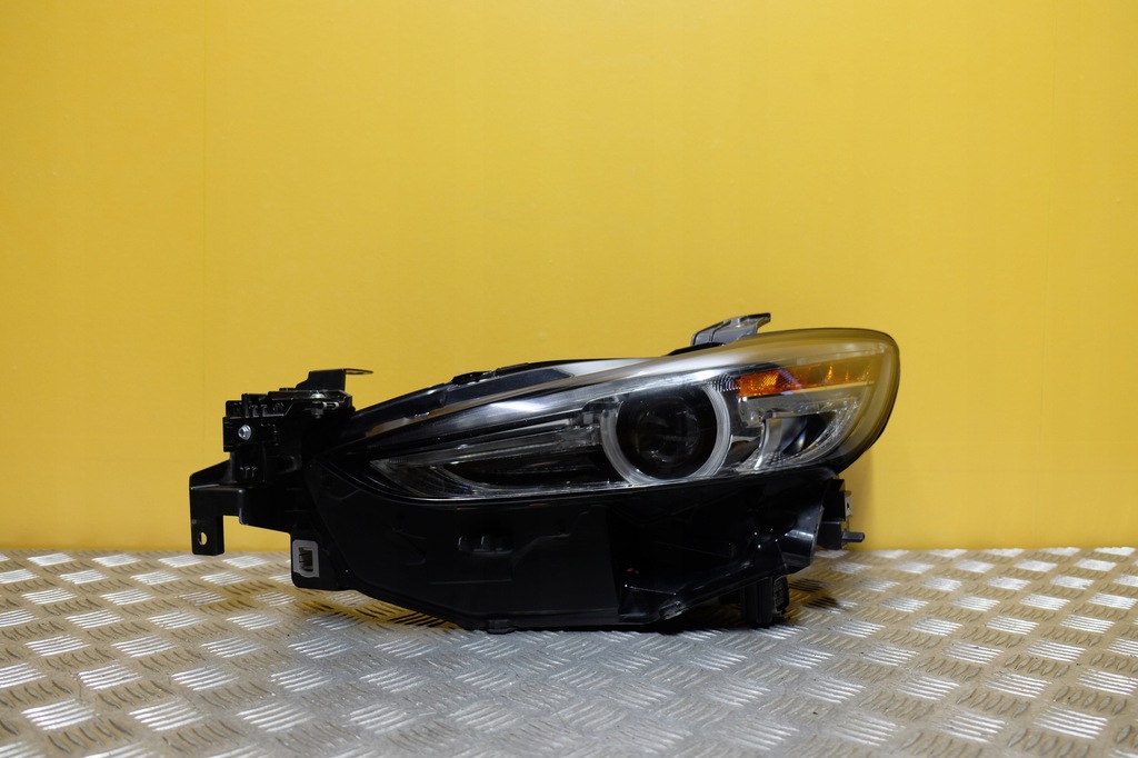 фото №1, Mazda 6 gj 2018- фара лампа перед full led l usa