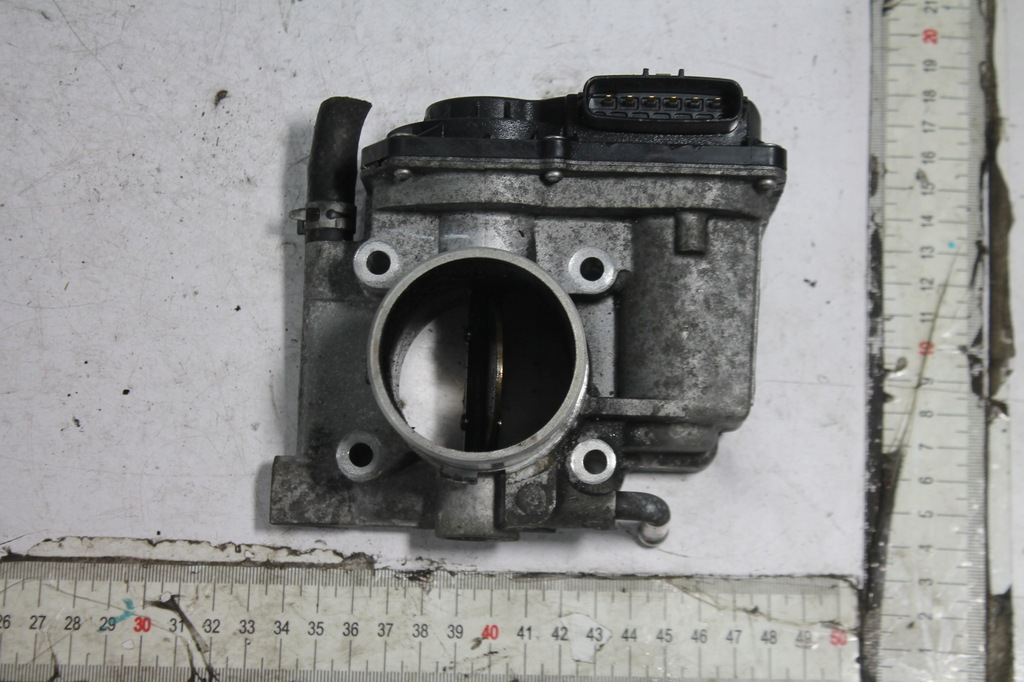 фото №9, Mazda оригинальный номер r2aa136b0 дроссельная заслонка