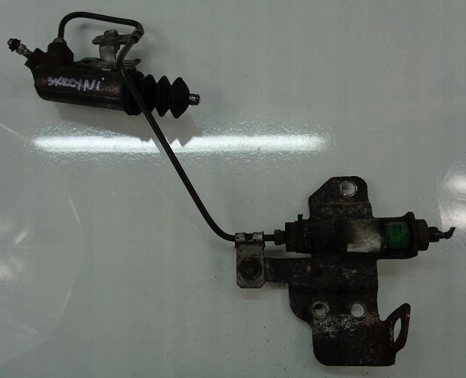 фото №1, Toyota avensis 2.2 d-cat цилиндр сцепления коробки клапан