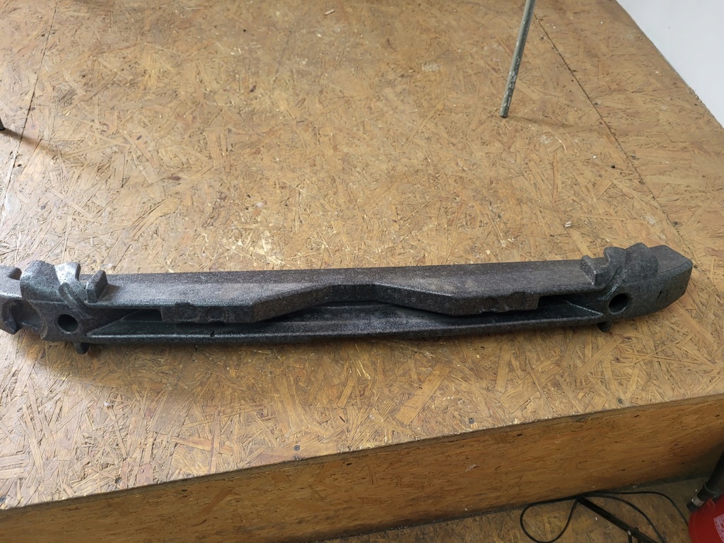 фото №7, Vw sportsvan абсорбер бампера передний перед