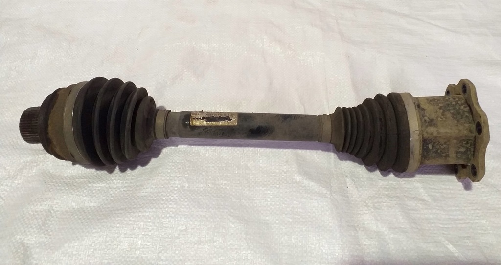 фото №1, Porsche macan приводной вал перед l/r 95b407271e