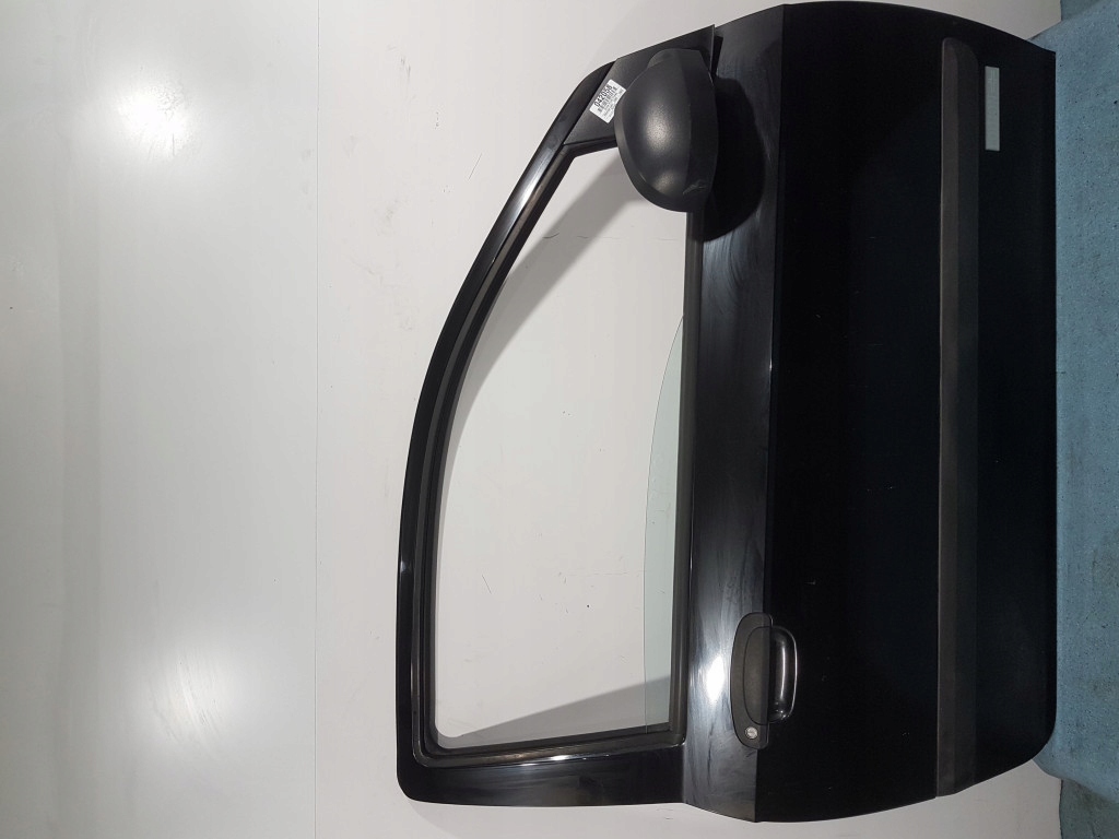 фото №1, Hyundai getz i 3d дверь перед правое eb - ebony black