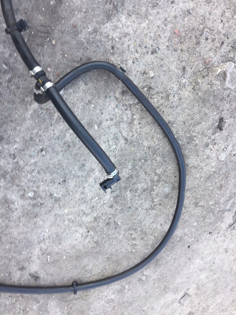 фото №6, Audi a5 8t wąż шланг омивача лампа ксенон