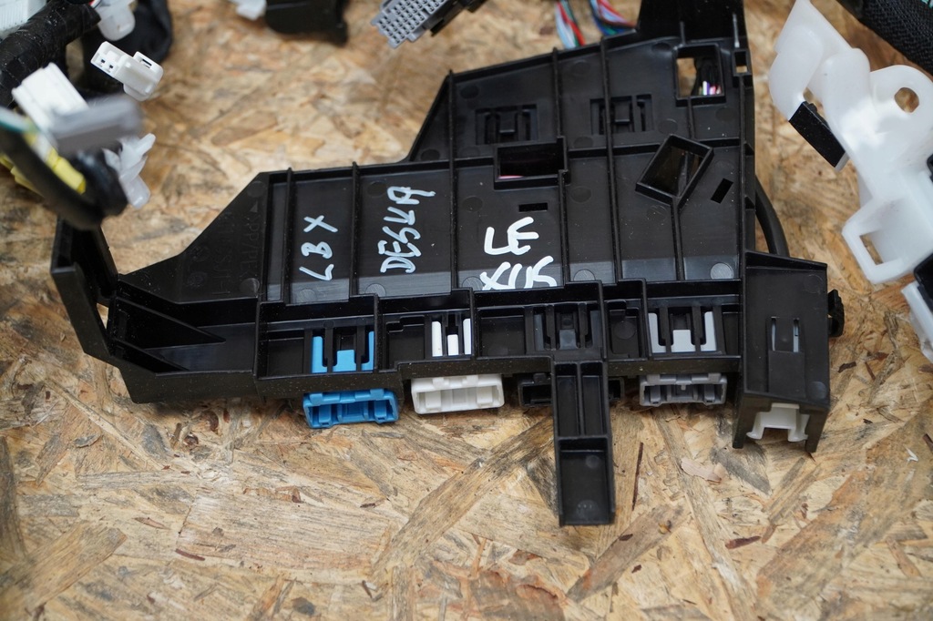 фото №6, Джгут електропроводка салону панелі комплектна 82146-52141 lexus lbx 24r 0km