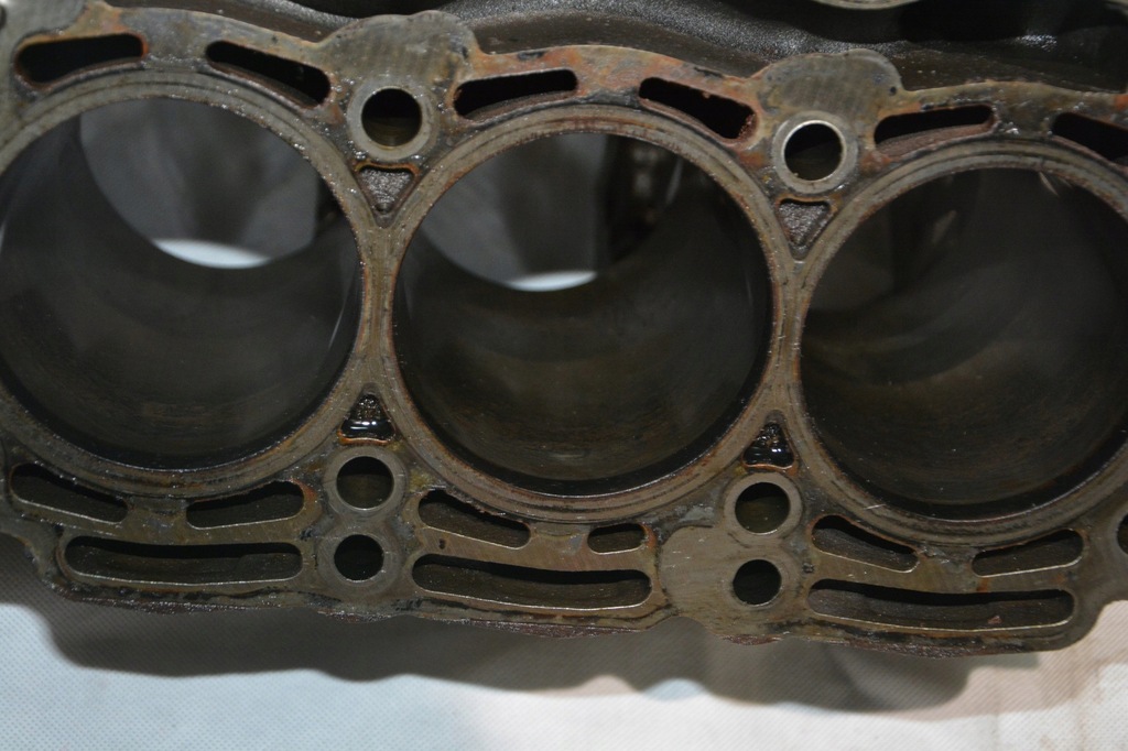 фото №6, Блок двигуна cjm 3,0tdi 059011et touareg audi q7