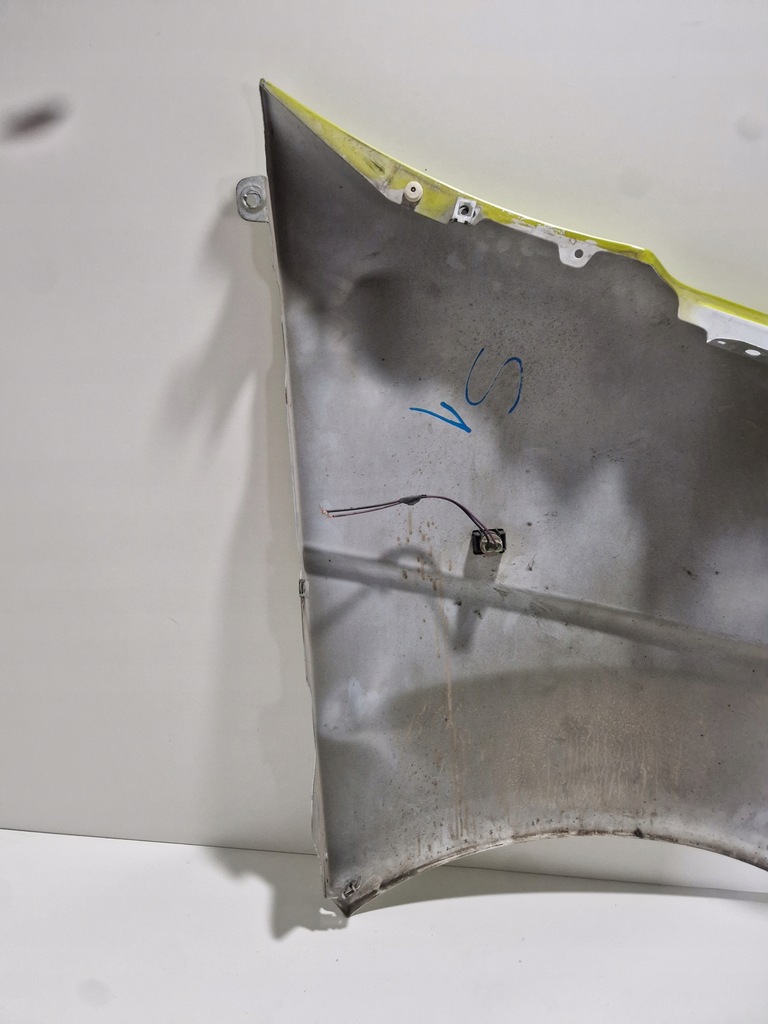 фото №11, Trafic vivaro primastar крыло передний левый