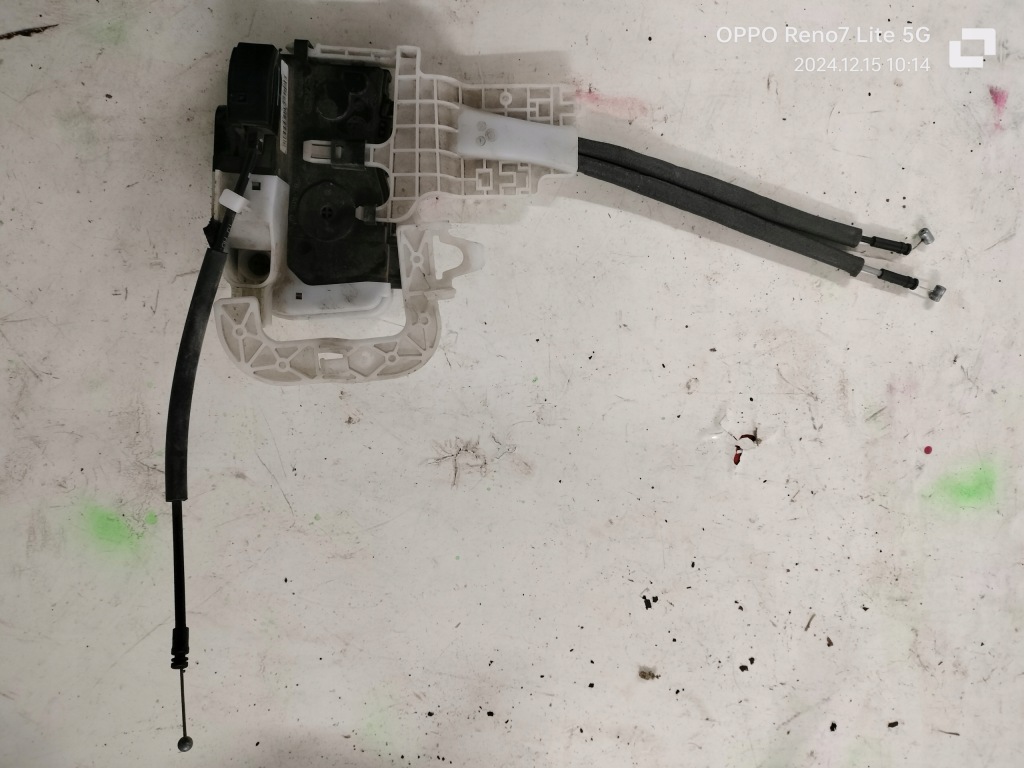 фото №1, Замок дверь hyundai ix35 левый перед 6-pin 81310-2y000