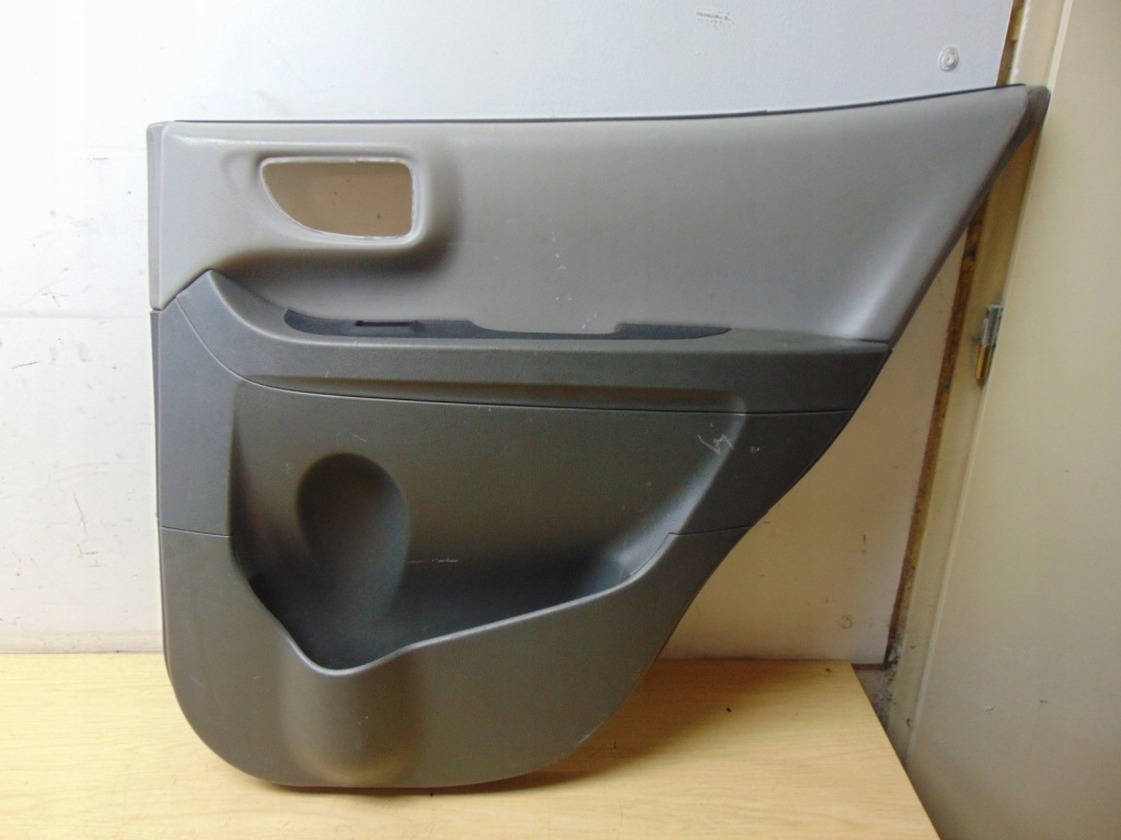 фото №1, Обивка обшивка дверь правый задняя santa fe 1 05r