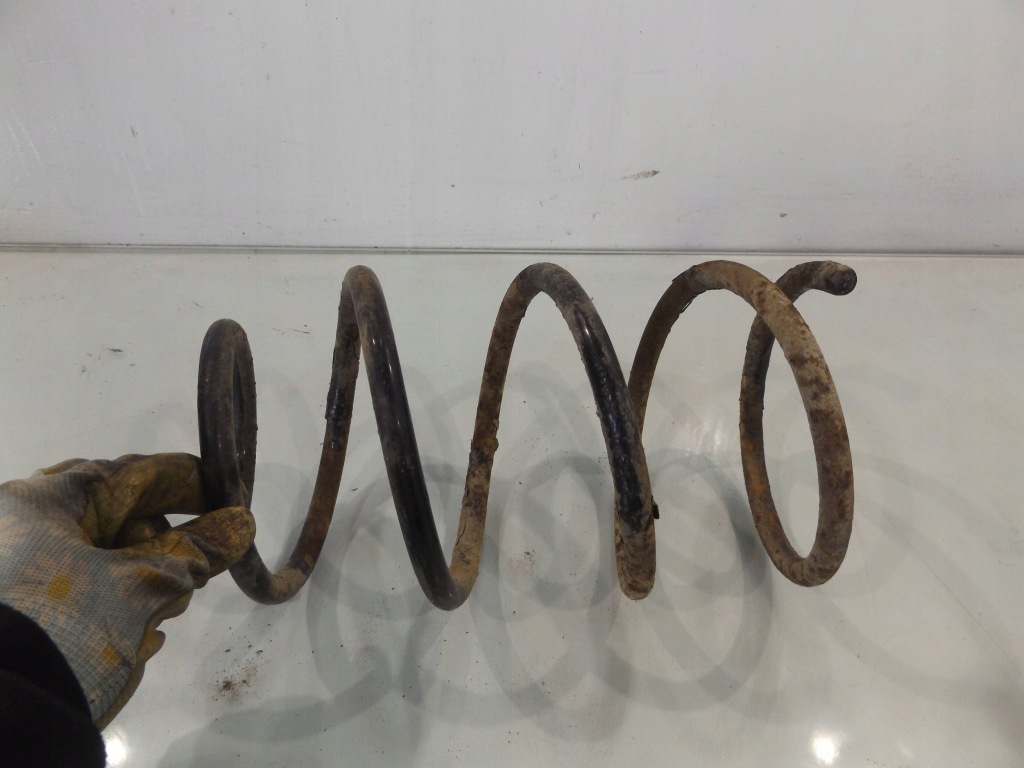 Купить Alfa 147 3d пружина задний