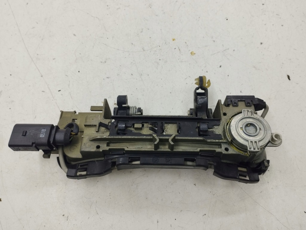 фото №7, Audi a4 s4 b5 8d 2001 правая сторона ручка наружное