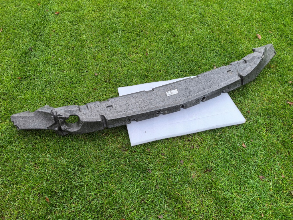 Купити Mercedes b klasa 247 amg абсорбер бампера перед