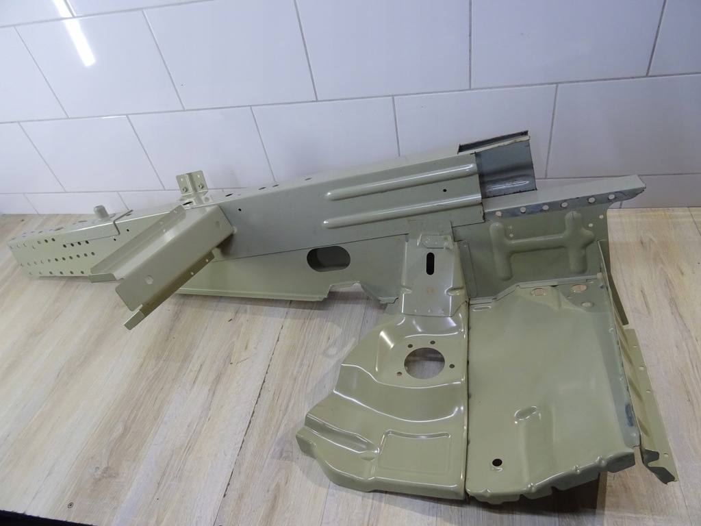 фото №1, Mercedes sprinter 906 лонжерон левая перед a9066270100