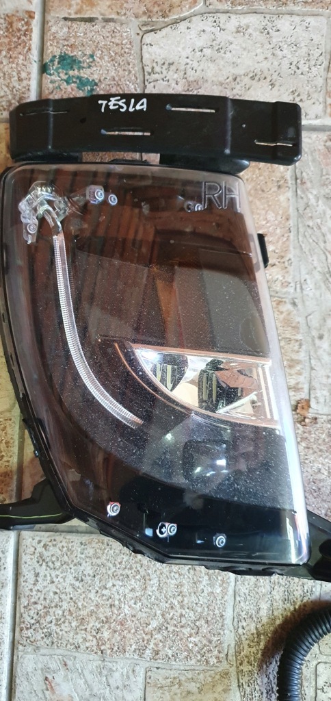 Купить Tesla model s led фара правый  противотуманная фара 102401700a