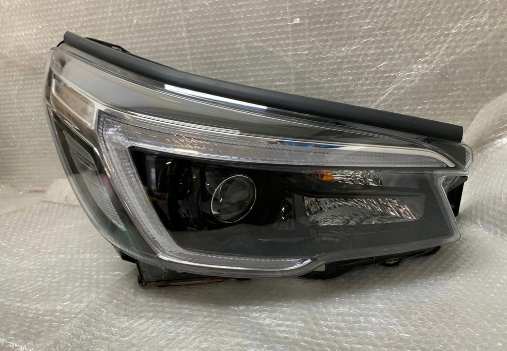 фото №1, Лампа передняя правая subaru forester iv 4 lift led