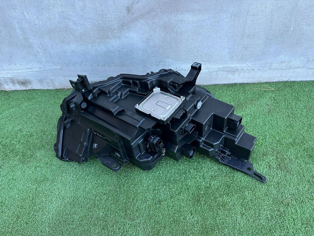 Фара renault kangoo iv full led лівий перед європа ідеальний стан 260608525r Недорого