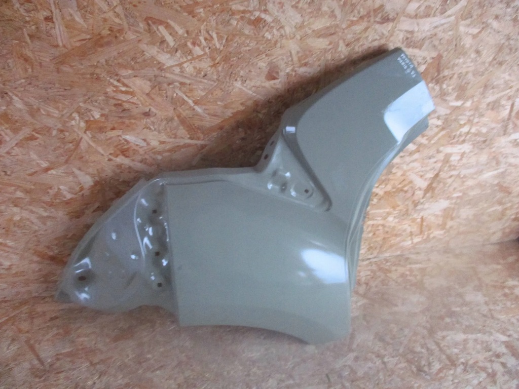 фото №1, Крыло задняя задний правый toyota yaris iv