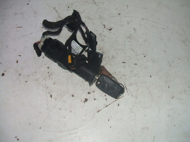 фото №1, Ford fiesta mk7 замок запалювання колодка ключ